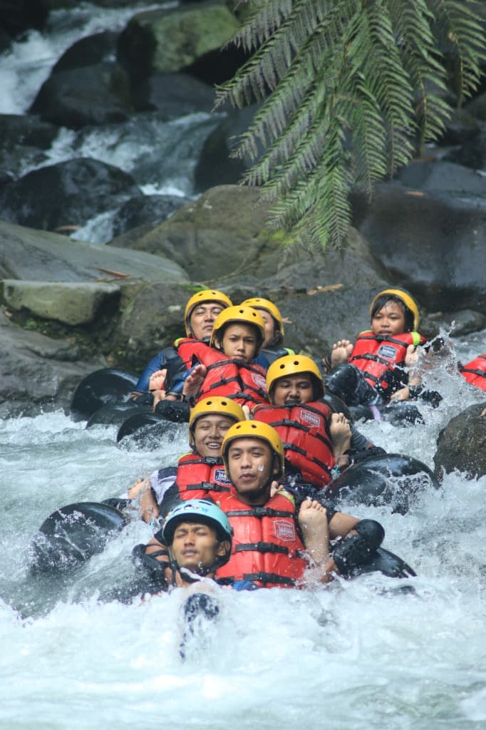 RIHLAH & OUTING CLASS SANTRI SMP IT AL-AFIYAH